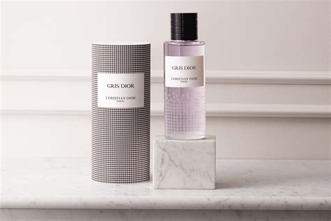 dior new look parfum kaufen|christian dior bodysuit 2022.